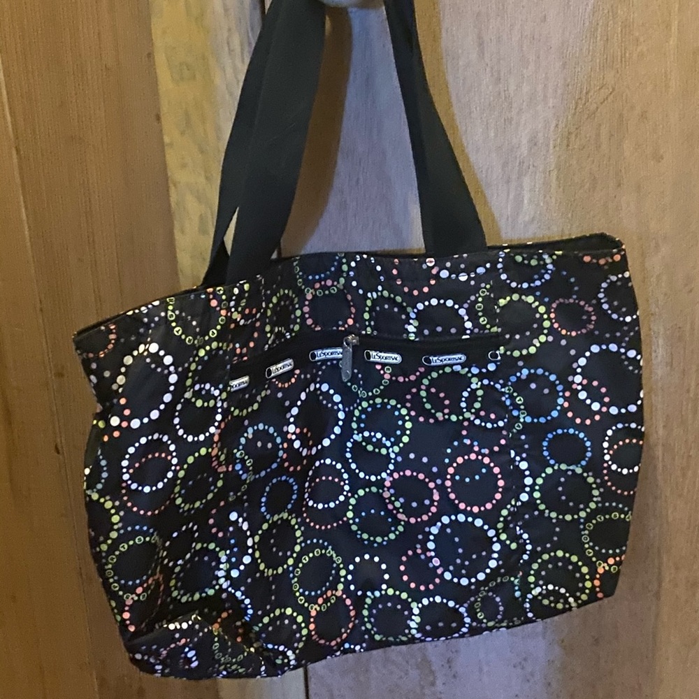 Reversible Lesportsac tote print
